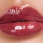 EADEM 
Le Chouchou Softening + Smoothing Peptide Daily Lip Balm BISSAP GLAZE – Image 3
